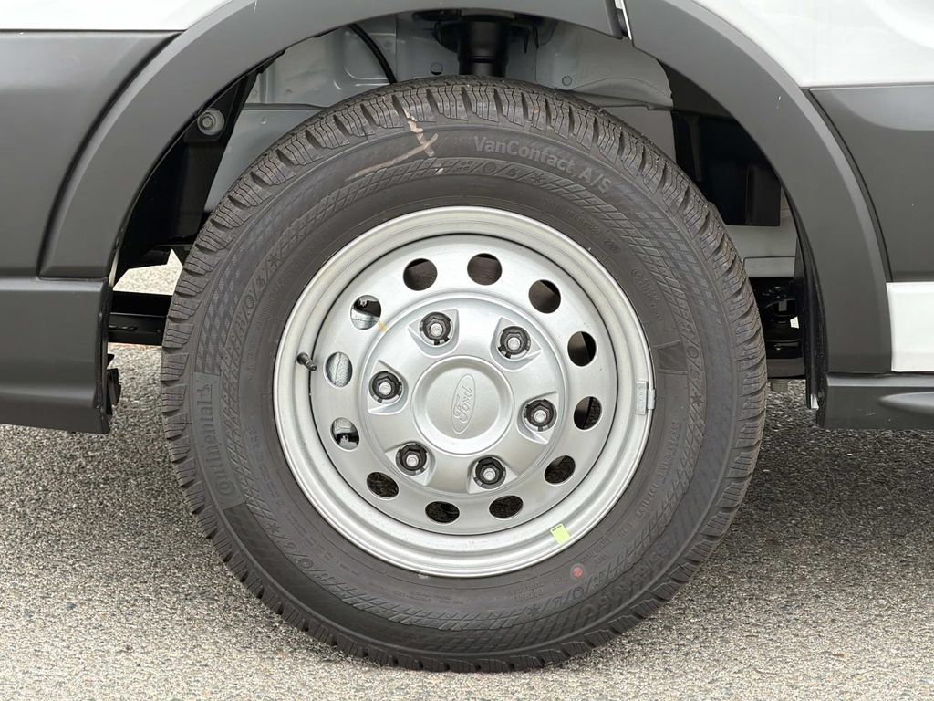 New 2026 Ford Transit 250 Low Roof AWD image 24