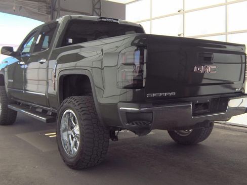 Used 2014 GMC Sierra 1500 SLT w/ SLT Crew Cab Value Package AWD/4WD image 8