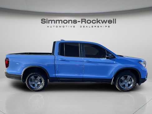 Used 2025 Honda Ridgeline TrailSport image 22