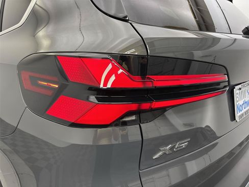 New 2026 BMW X5 xDrive40i w/ Climate Comfort Package AWD/4WD image 19