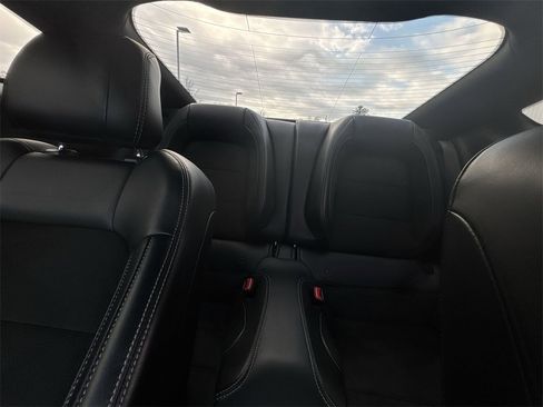 Used 2016 Ford Mustang Shelby GT350 w/ Technology Package image 13