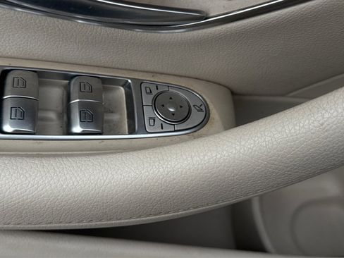 Used 2018 Mercedes-Benz E 300 image 43