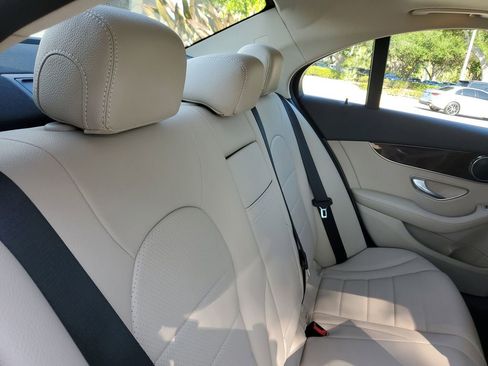 Used 2019 Mercedes-Benz C 300 4MATIC Sedan image 25