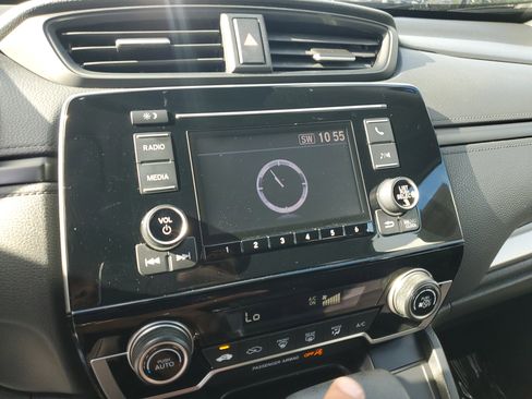 Used 2020 Honda CR-V LX image 24