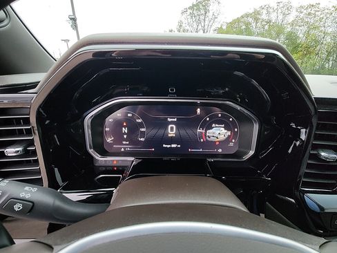 New 2026 GMC Sierra 1500 SLT w/ SLT Premium Package image 18