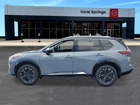 New 2026 Nissan Rogue Platinum AWD/4WD image 2