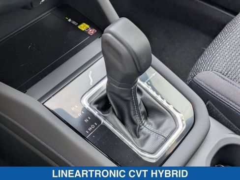 Used 2025 Subaru Forester Premium AWD/4WD image 25