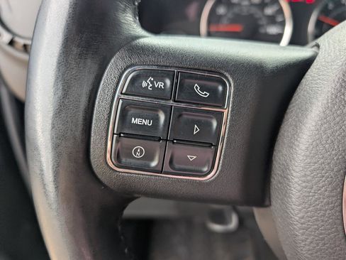 Used 2012 Jeep Wrangler Unlimited Rubicon w/ Connectivity Group image 30