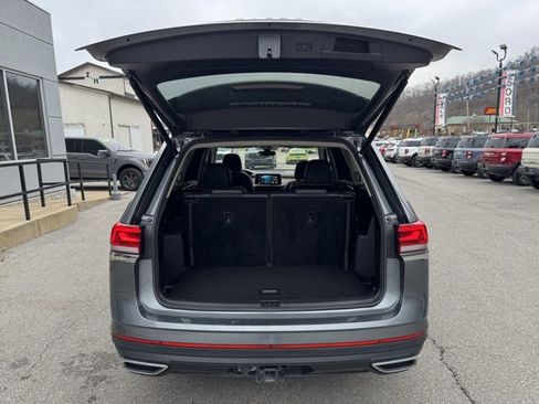 Used 2024 Volkswagen Atlas SE image 8