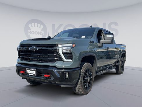 Used 2026 Chevrolet Silverado 2500 LT w/ Trail Boss Package AWD/4WD image 1