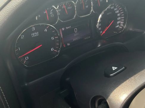 Used 2014 GMC Sierra 1500 SLT w/ SLT Crew Cab Value Package AWD/4WD image 22