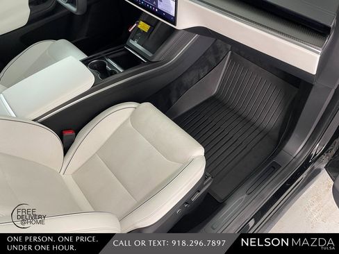 Used 2023 Tesla Model X Plaid image 38