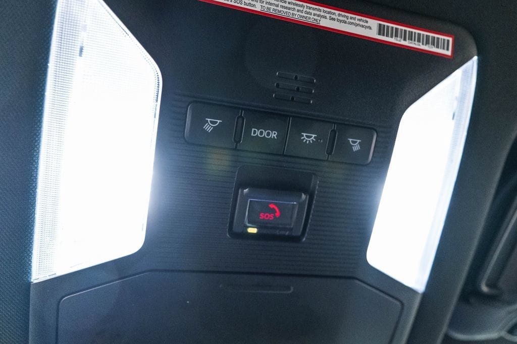Certified 2025 Toyota RAV4 SE AWD/4WD image 27