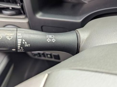 Used 2016 Nissan NV 1500 SV RWD image 25