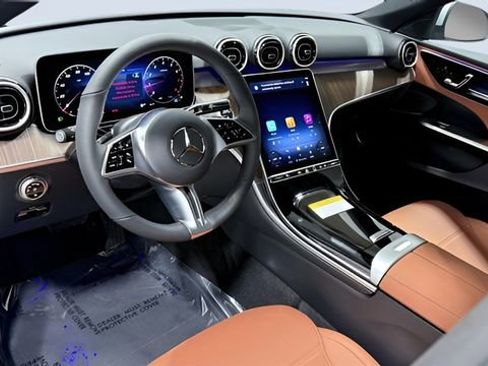 Used 2025 Mercedes-Benz C 300 4MATIC Sedan image 13