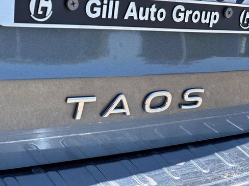 Used 2023 Volkswagen Taos SE FWD image 40