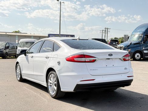 Used 2020 Ford Fusion SE FWD image 8