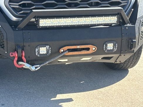 Used 2023 Toyota Tacoma TRD Sport image 15