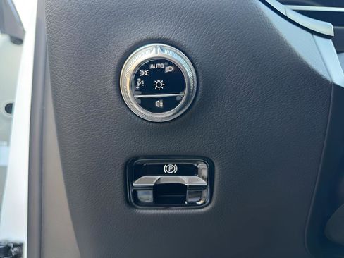 Used 2025 Mercedes-Benz GLC 43 AMG GLC 43 AMG image 42