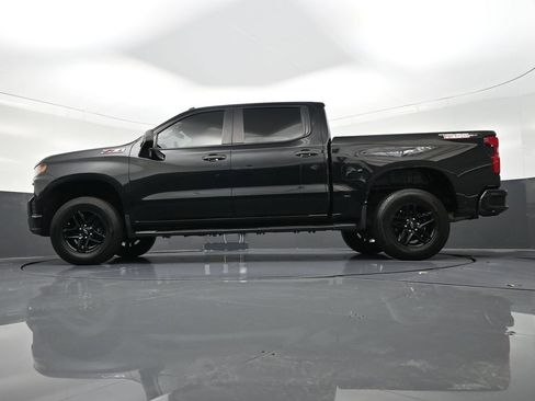 Used 2021 Chevrolet Silverado 1500 Custom Trail Boss w/ Midnight Edition image 24