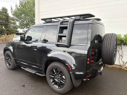 Used 2022 Land Rover Defender 90 X-Dynamic HSE AWD/4WD image 2