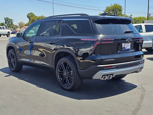 New 2026 Chevrolet Traverse LT w/ Enhanced Driving Package FWD image 4