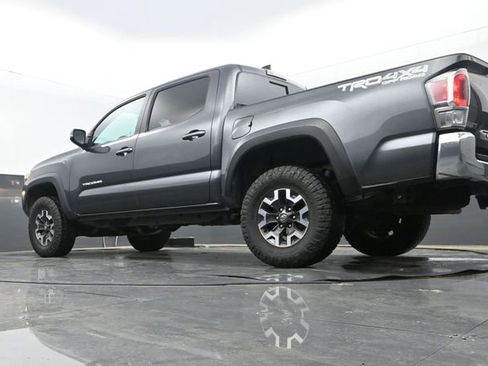 Used 2023 Toyota Tacoma TRD Off-Road AWD/4WD image 10