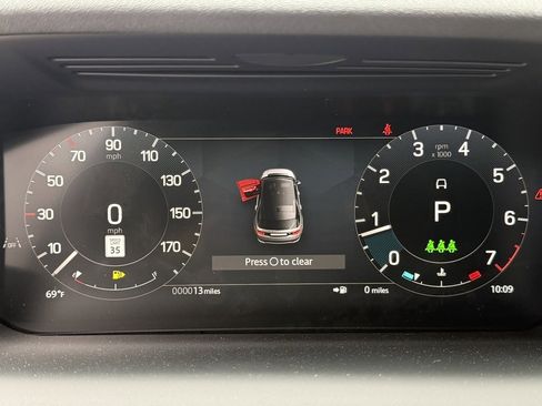 New 2025 Land Rover Discovery Sport S image 19