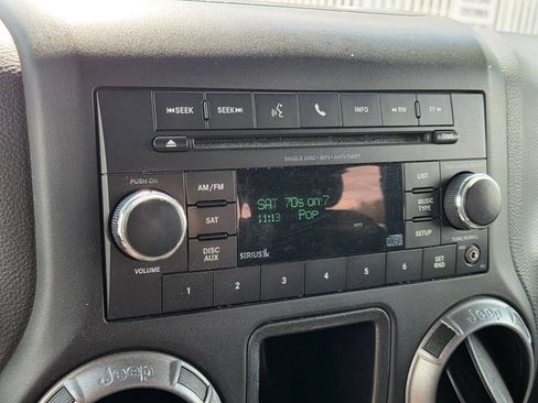 Used 2018 Jeep Wrangler Sport AWD/4WD image 23