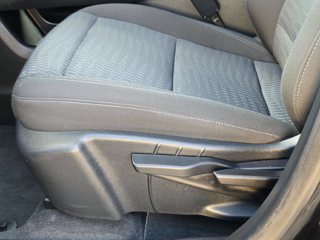 Used 2026 Chevrolet Equinox LT FWD image 14