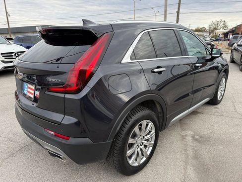 Used 2023 Cadillac XT4 Premium Luxury image 4