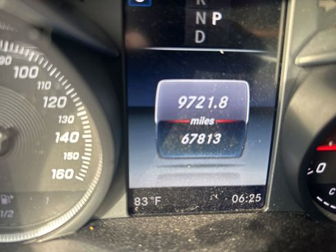 Used 2018 Mercedes-Benz GLC 300 4MATIC image 10