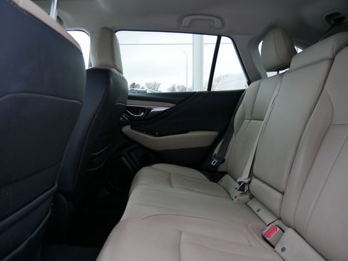 Used 2023 Subaru Outback Limited AWD/4WD image 7