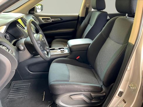Used 2018 Nissan Pathfinder S AWD/4WD image 21