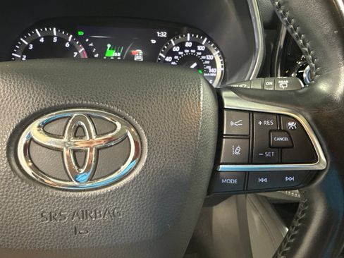 Used 2020 Toyota Highlander Platinum AWD/4WD image 37
