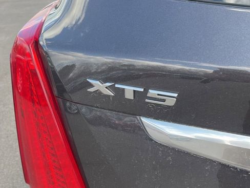 Used 2018 Cadillac XT5 Luxury image 13