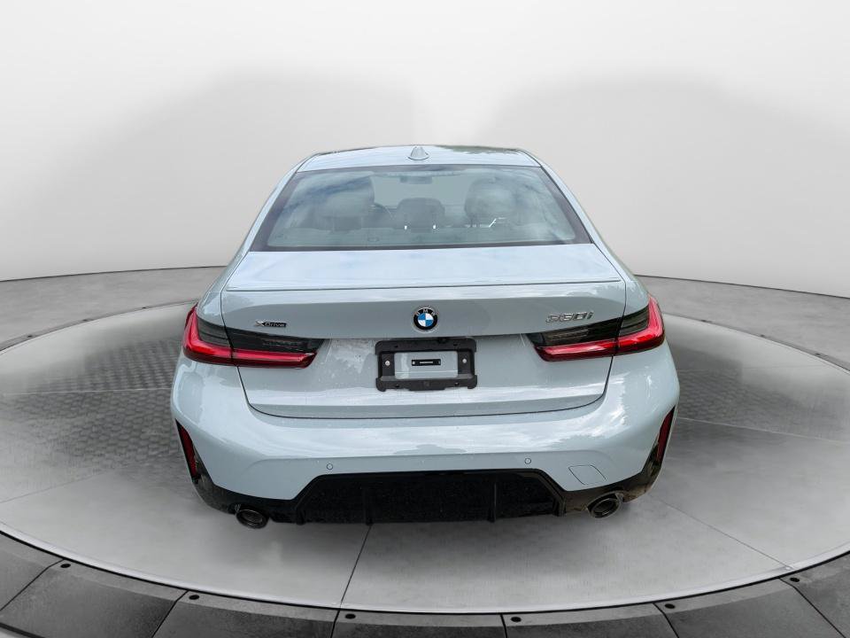 New 2026 BMW 330i xDrive Sedan w/ M Sport Package AWD/4WD image 14