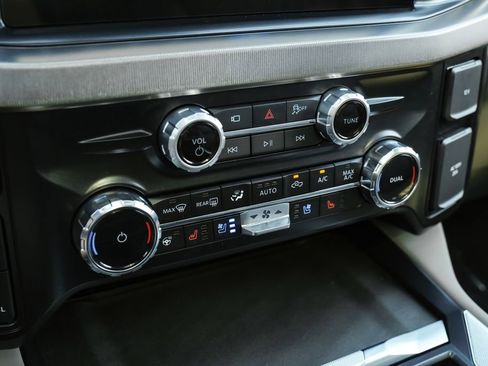 Used 2026 Ford F450 Platinum w/ Platinum Plus Package AWD/4WD image 29