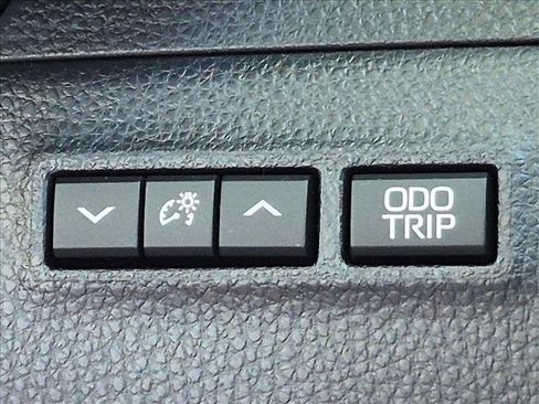 Used 2023 Toyota Crown AWD/4WD image 15