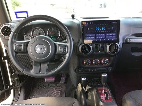 Used 2016 Jeep Wrangler Unlimited Sport w/ Quick Order Package 24S AWD/4WD image 12