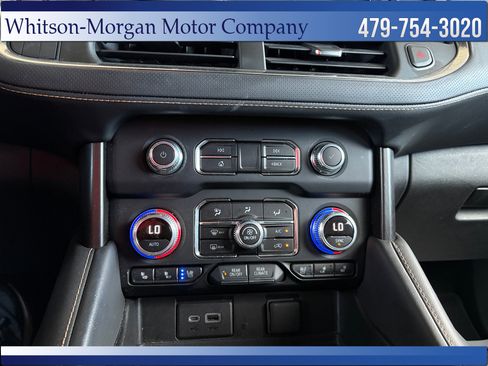 Used 2022 GMC Yukon AT4 image 32