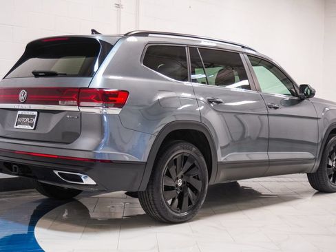 Used 2025 Volkswagen Atlas SE AWD/4WD image 37