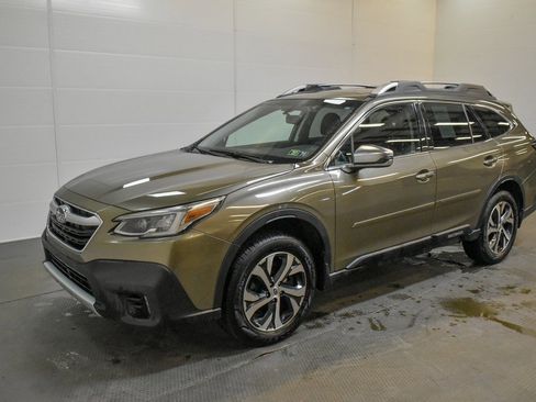 Used 2022 Subaru Outback Touring w/ Popular Package #2 image 3