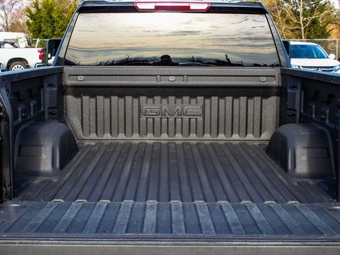 Used 2020 GMC Sierra 1500 Elevation w/ Elevation Value Package image 40