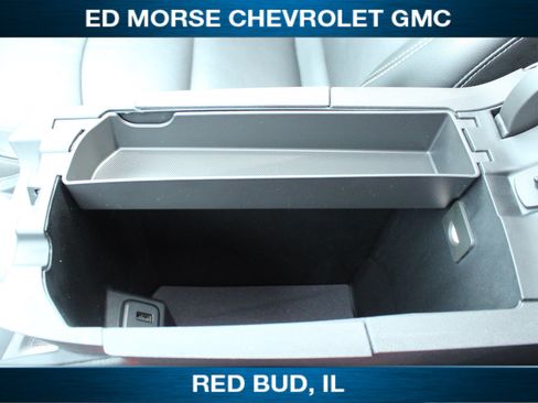 Used 2022 GMC Terrain SLT w/ Infotainment Package II FWD image 18