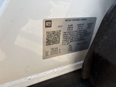 Used 2025 Chevrolet Trax RS w/ Driver Confidence Package FWD image 13