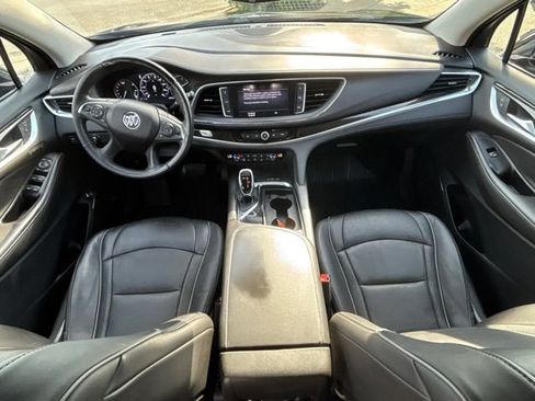 Used 2020 Buick Enclave Avenir w/ Avenir Technology Package AWD/4WD image 9