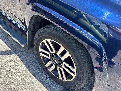 Used 2019 Toyota 4Runner Limited RWD image 3
