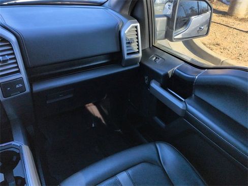 Used 2019 Ford F150 Platinum w/ Equipment Group 701A Luxury image 17