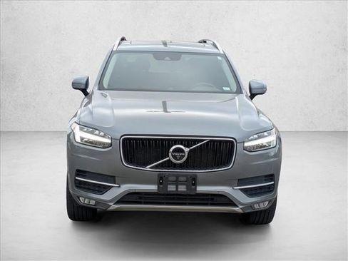 Used 2018 Volvo XC90 T6 Momentum w/ Convenience Package image 8